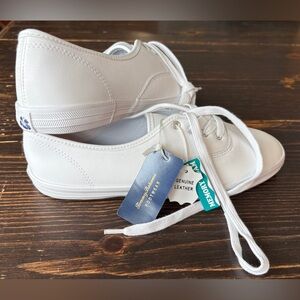 Tommy Bahama White Leather Sneakers